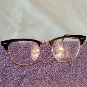 100% authentic Rayban Cubmaster frames. Has a prescription in them now.